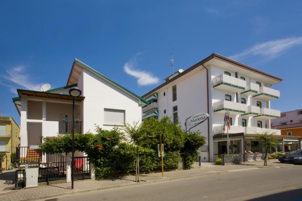 Casa Marietta Apartment Каорле Екстериор снимка