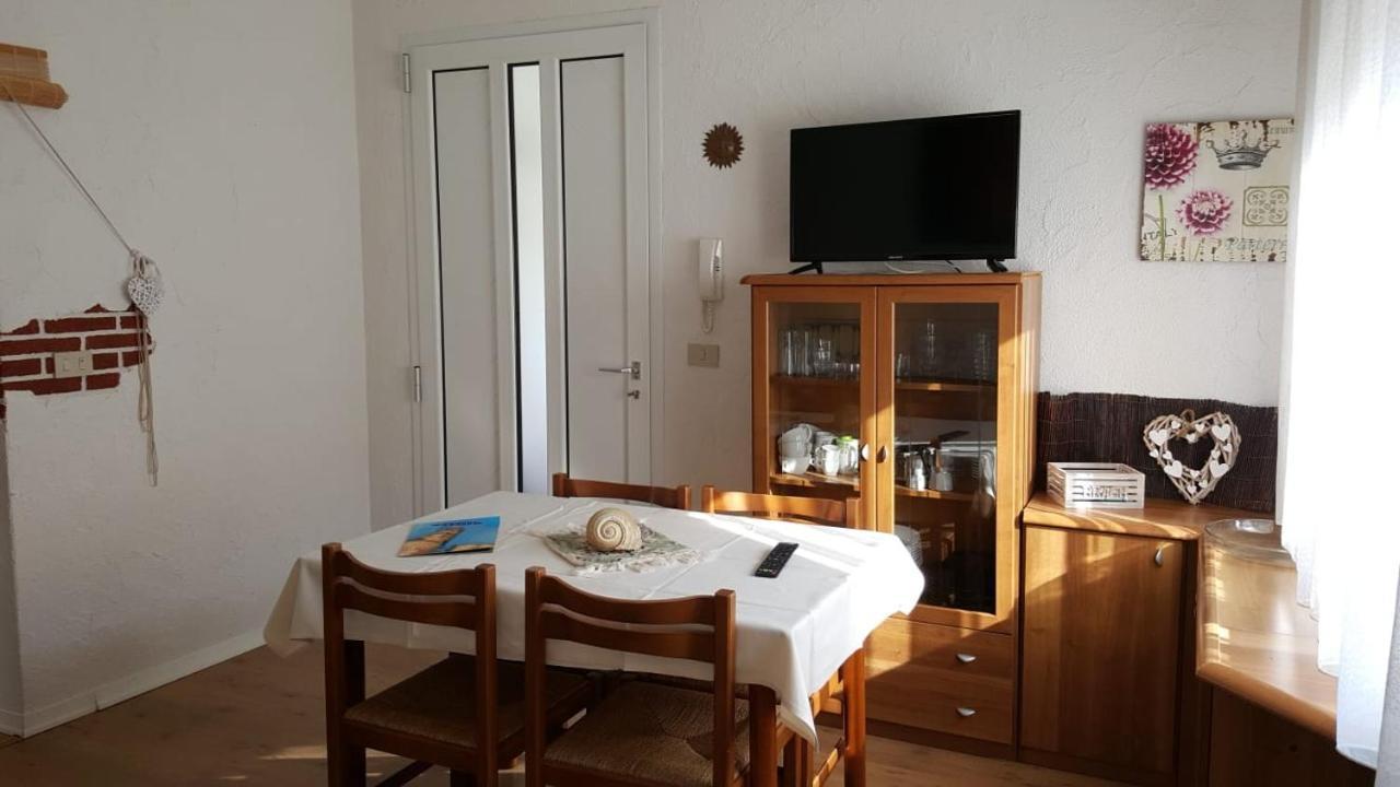 Casa Marietta Apartment Каорле Екстериор снимка